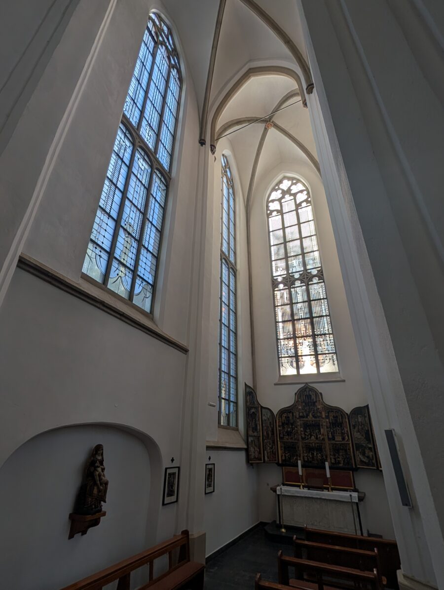 Kirchen und öffentliche Gebäude 46